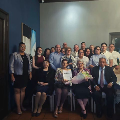 Ceremonia "35 Años de Esperanza y Vida" en homenaje al Centro de Cáncer Emma Romero de Callejas